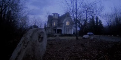 The House by the Cemetery (Quella villa accanto al cimitero); lurking in the dark by the tombstones, Oak Mansion.